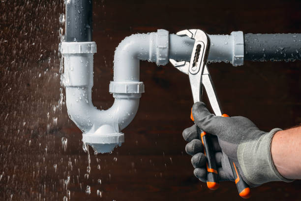 Professional Drain Cleaning technician working in Wyandotte, MI